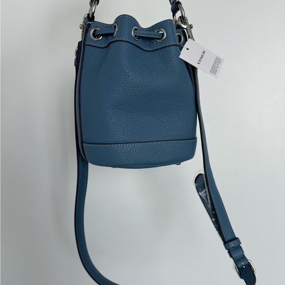 Coach light blue bucket bag
NWT prestine condition
Original price $328 - Picture 3 of 6